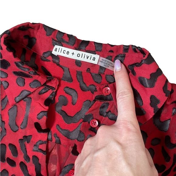 Alice + Olivia Red Willa Placket Leopard Burnout Blouse - Picture 14 of 15